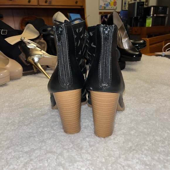 Qupid Leatherette Peep Toe Tie Heeled Bootie - Picture 8 of 12